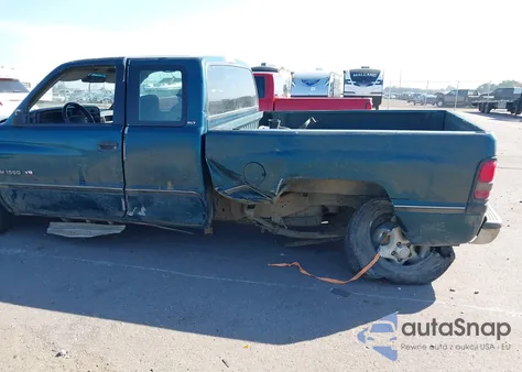 1996 Dodge Ram 1500 z USA, uszkodzony, nr VIN 3B7HC13Y3TG132347